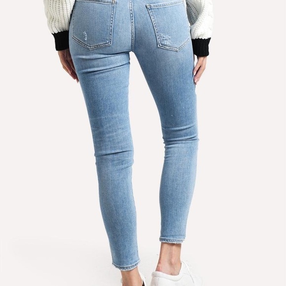 Agolde Sophie Mid Rise Ankle Jeans in Thriller 27 - Picture 3 of 12